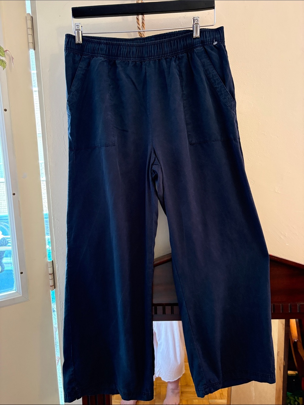 Mexx Navy Straight-Leg Elastic Waist Pants 100. LYOCELL